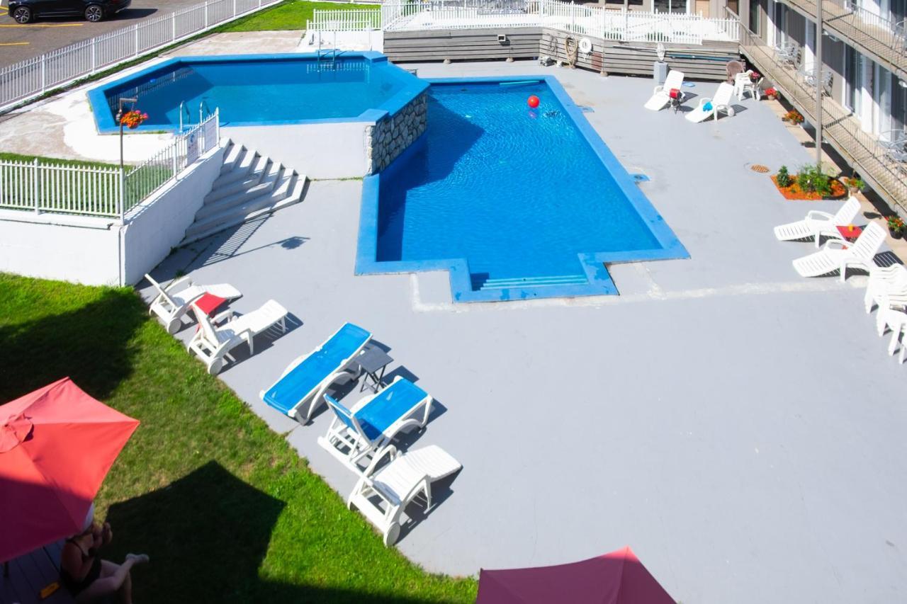 Hotel Le Principal Granby Εξωτερικό φωτογραφία