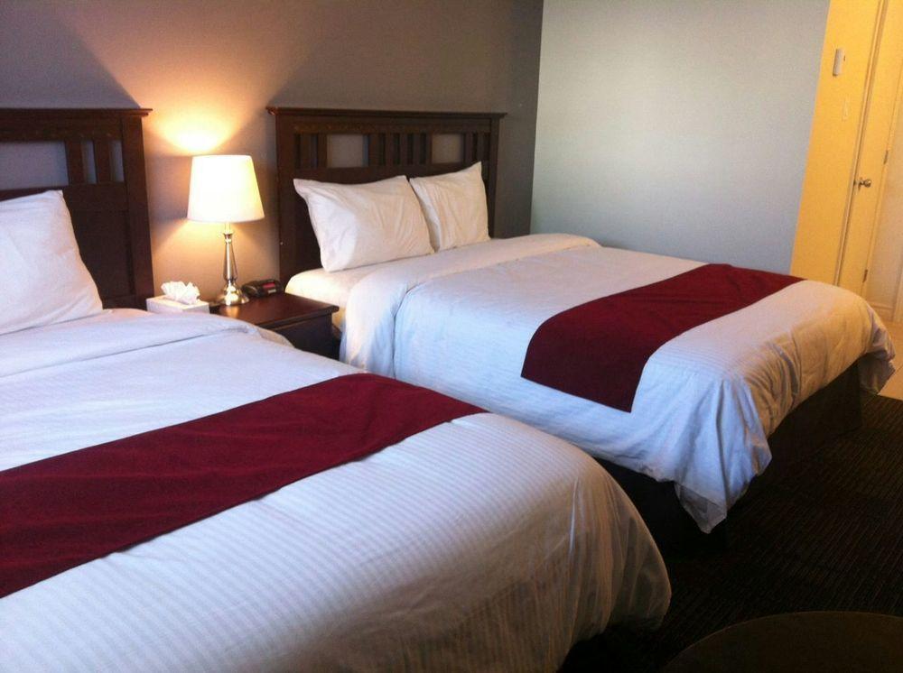Hotel Le Principal Granby Εξωτερικό φωτογραφία