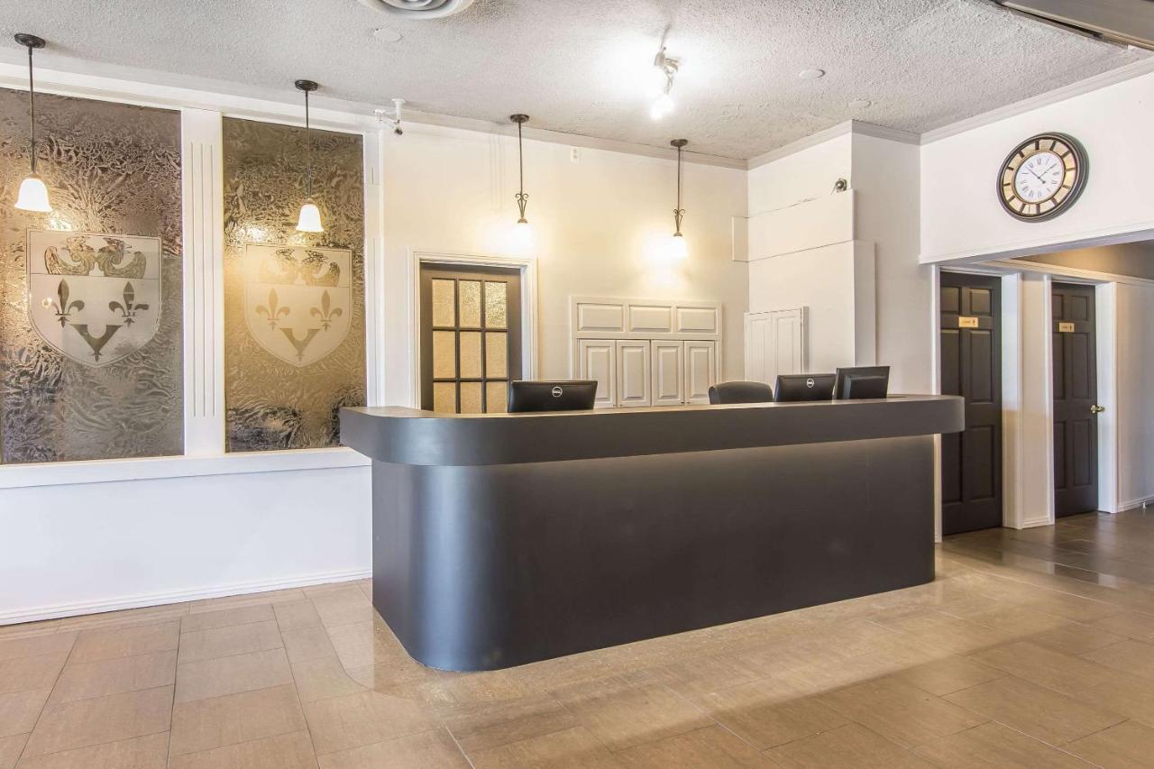 Hotel Le Principal Granby Εξωτερικό φωτογραφία